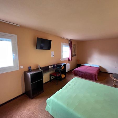 Brit Hotel St-Quentin/Nord Fayet  Luaran gambar
