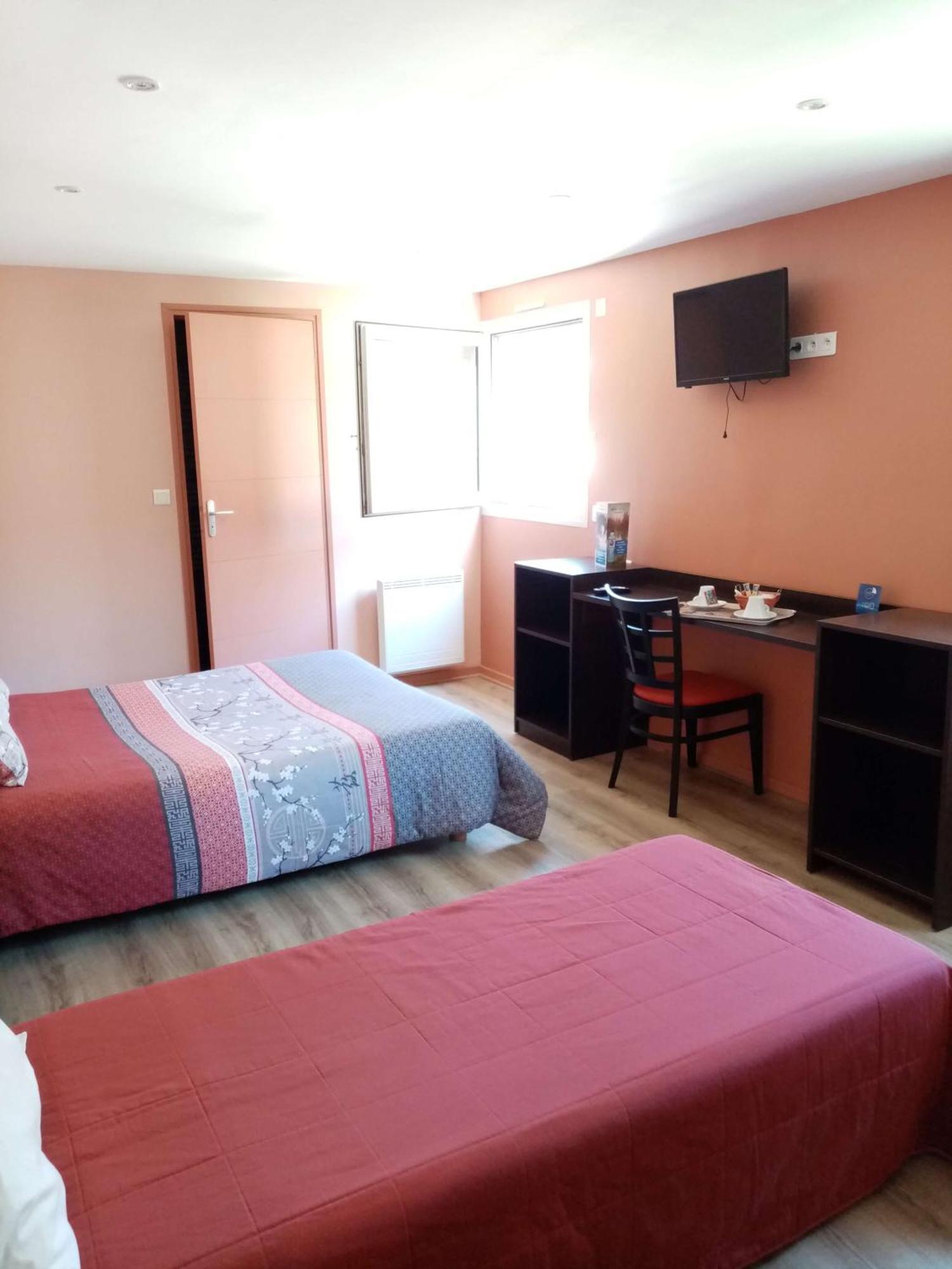 Brit Hotel St-Quentin/Nord Fayet  Luaran gambar