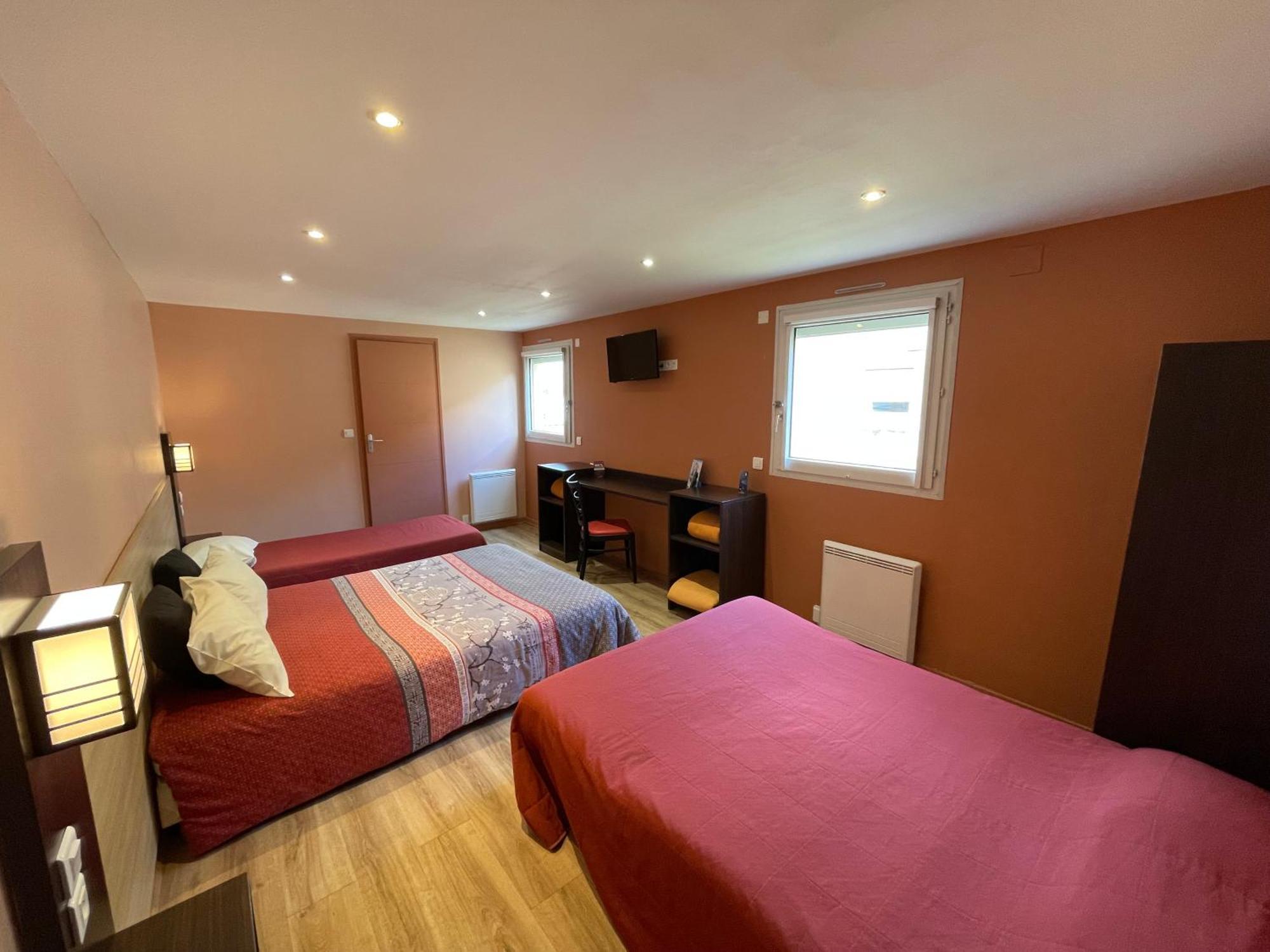Brit Hotel St-Quentin/Nord Fayet  Luaran gambar