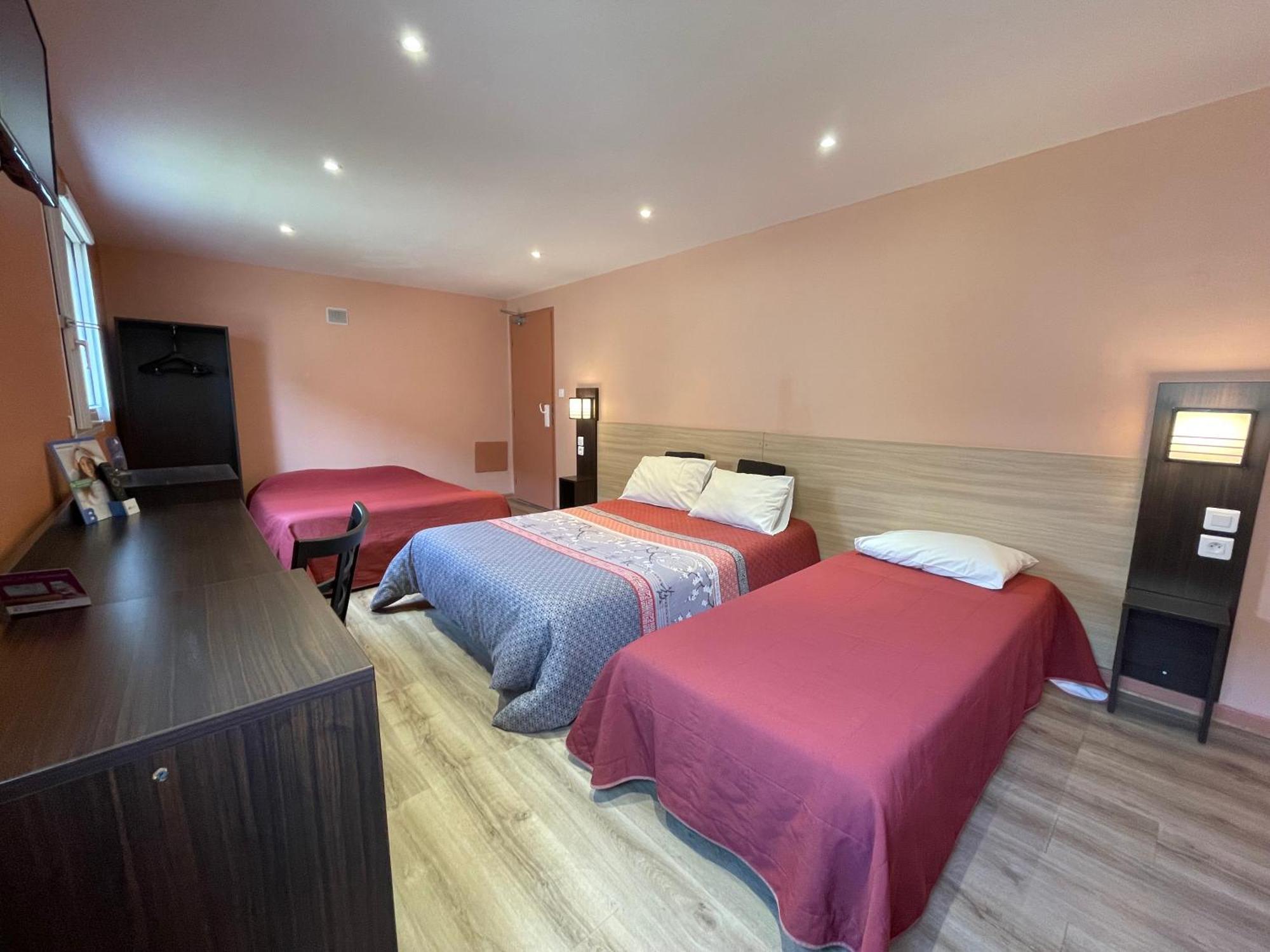 Brit Hotel St-Quentin/Nord Fayet  Luaran gambar