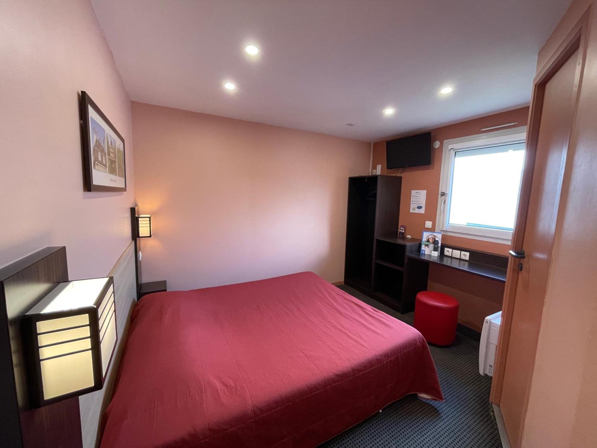 Brit Hotel St-Quentin/Nord Fayet  Luaran gambar
