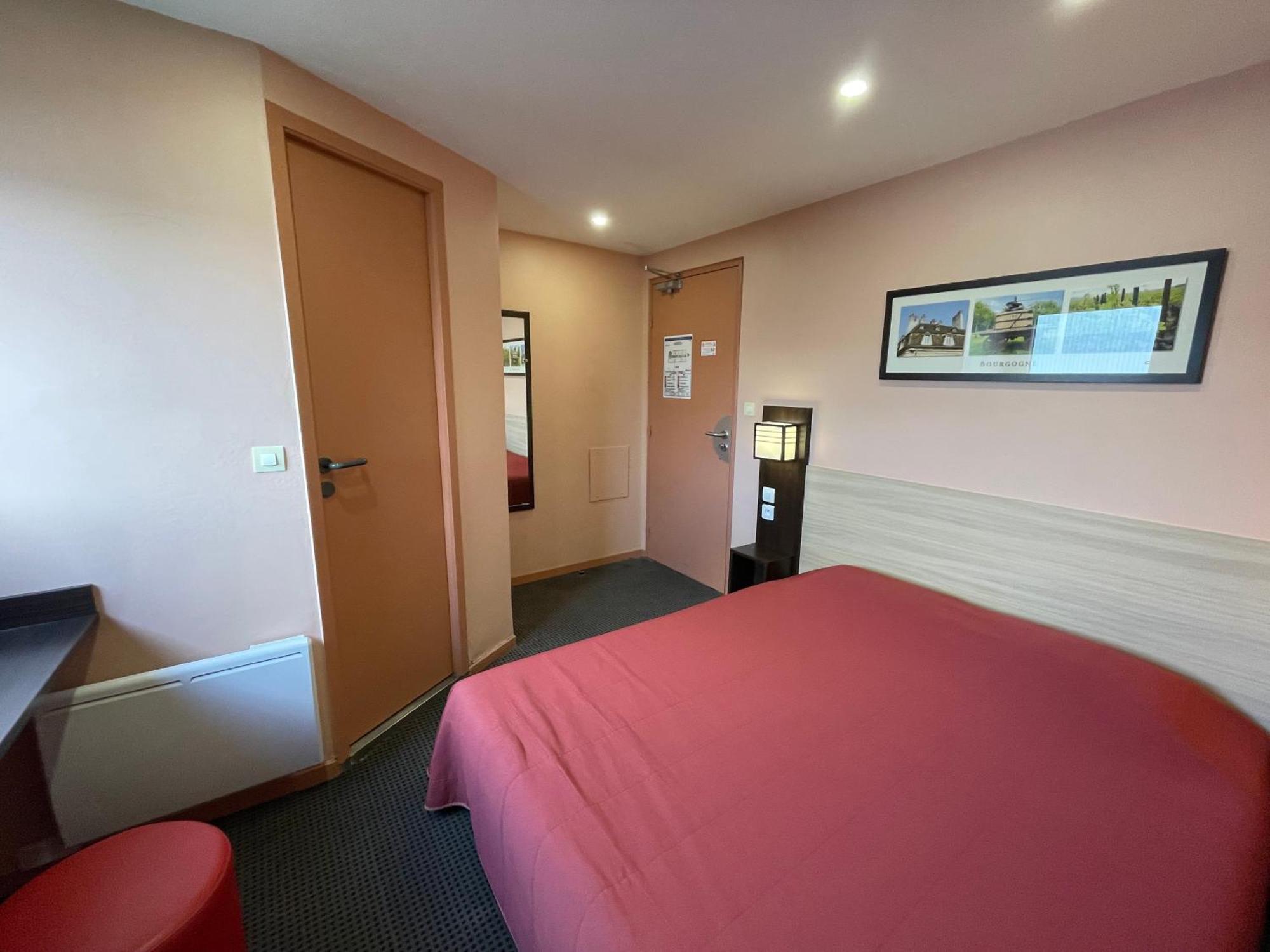 Brit Hotel St-Quentin/Nord Fayet  Luaran gambar