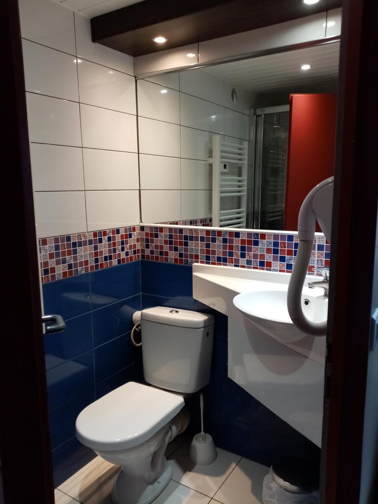 Brit Hotel St-Quentin/Nord Fayet  Luaran gambar