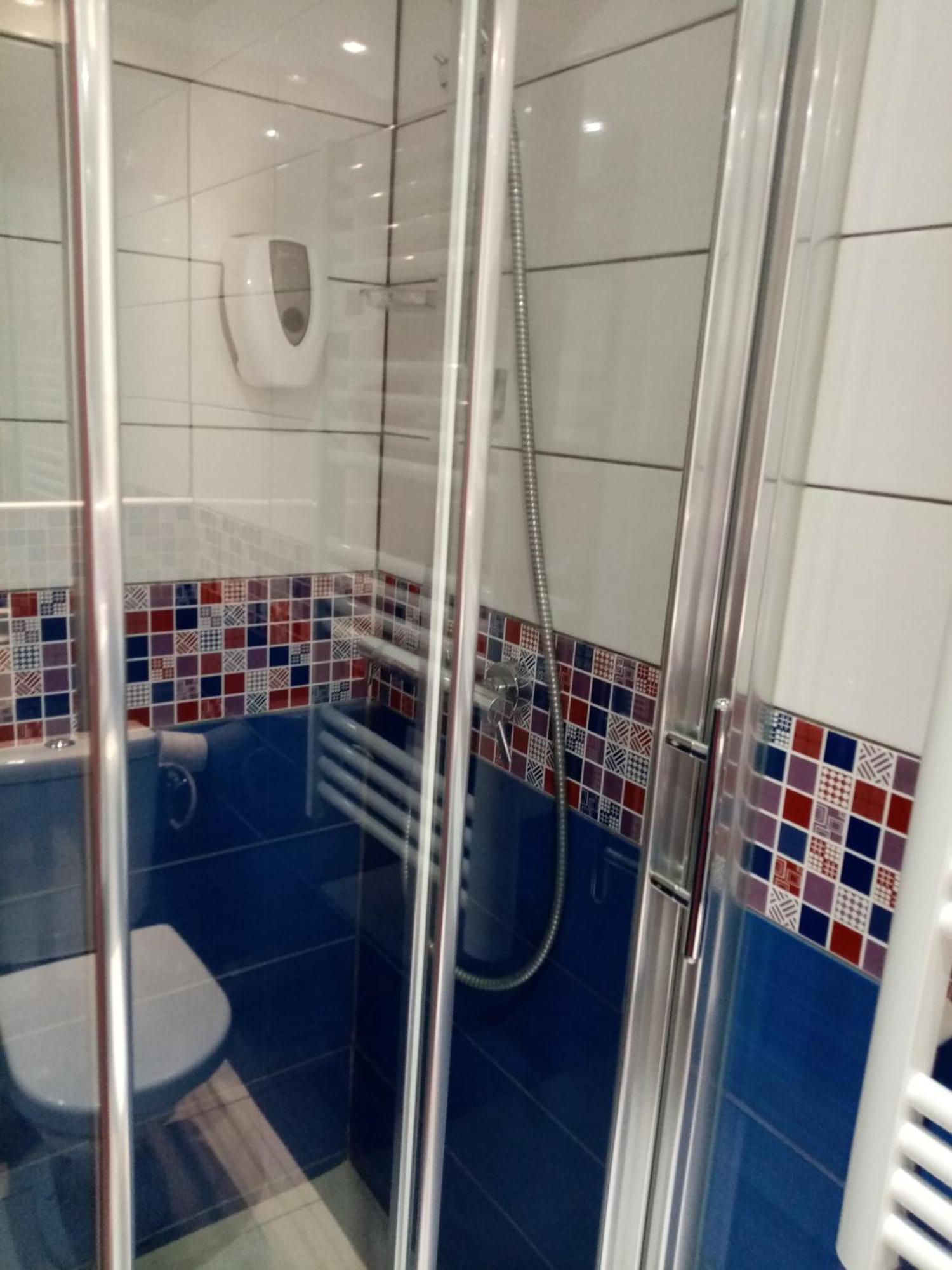 Brit Hotel St-Quentin/Nord Fayet  Luaran gambar